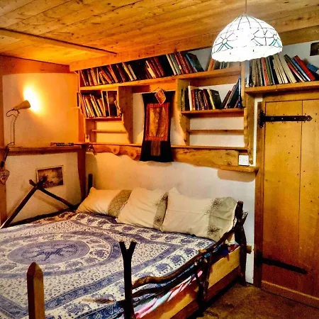 Unique Fairytale Farmhouse Near Galway *